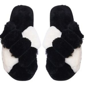 BLACK AND WHITE COZY POM POM FLUFFY HOME SLIDE SLIPPERS